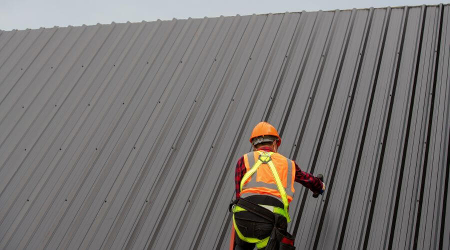Professional Flat Roofing Installation in Long Beach, WA
